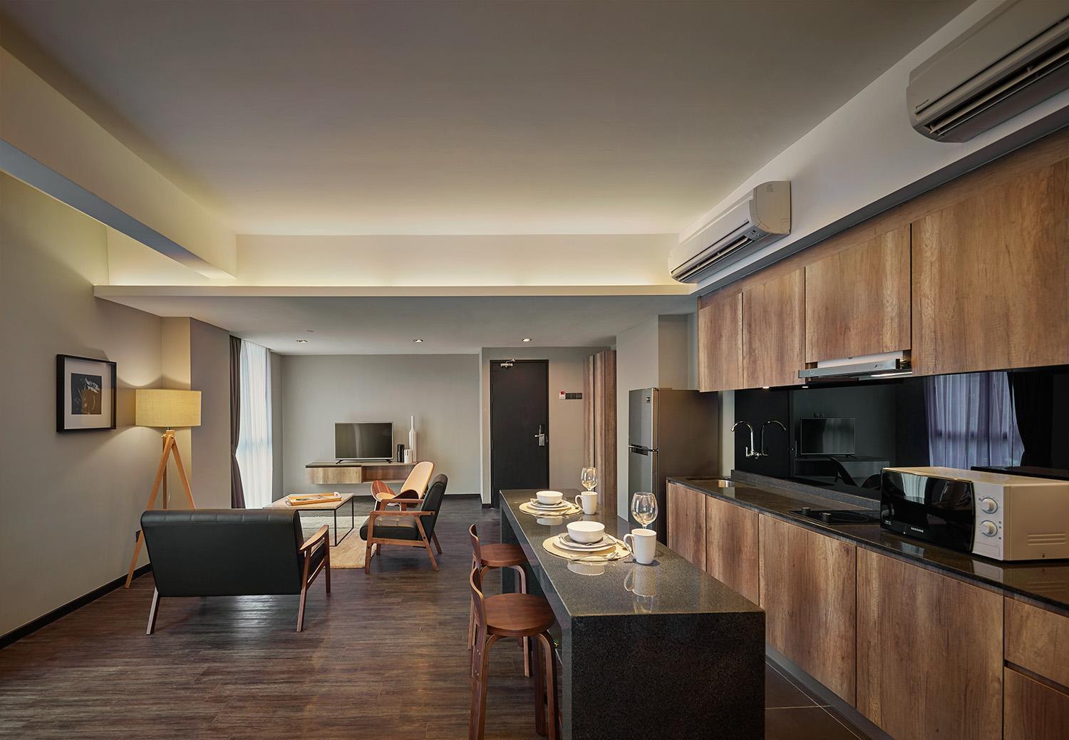 Tropics Eight Suites George Town Esterno foto